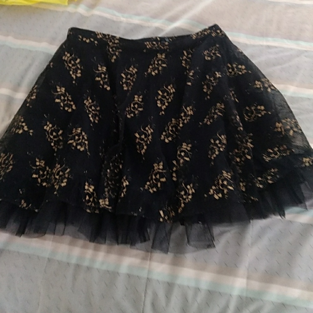 Black and Gold VS London Jean Miniskirt Size 14